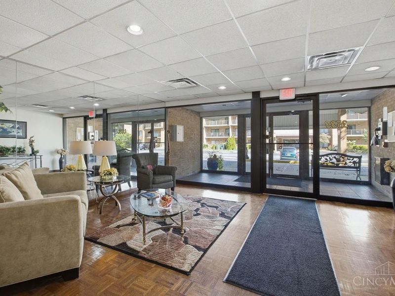 3533 Amberacres Drive, Unit 308E, Cincinnati, OH 45237 Photo 32