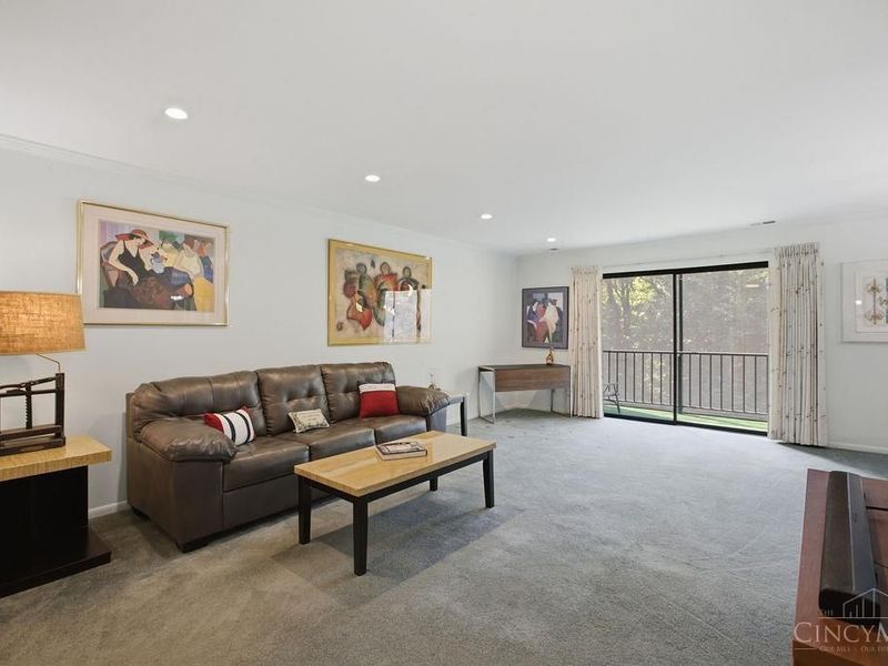 3533 Amberacres Drive, Unit 308E, Cincinnati, OH 45237 Photo 7