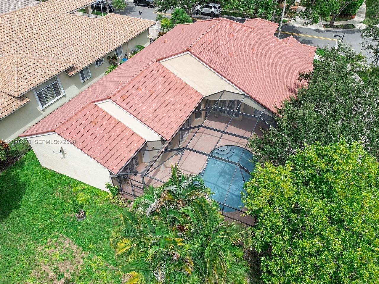900 Spoonbill Cir, Weston, FL 33326 Photo
