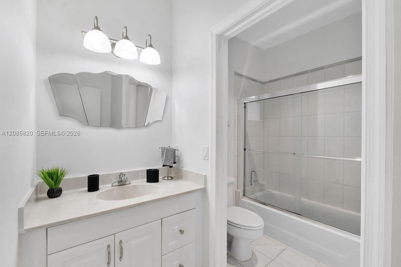900 Spoonbill Cir, Weston, FL 33326 Photo