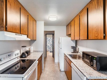 400 S Saliman Road, Unit APT 65, Carson City, NV 89701 Photo