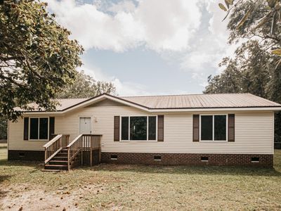 5823 Drayton Street, Ravenel, SC 29470