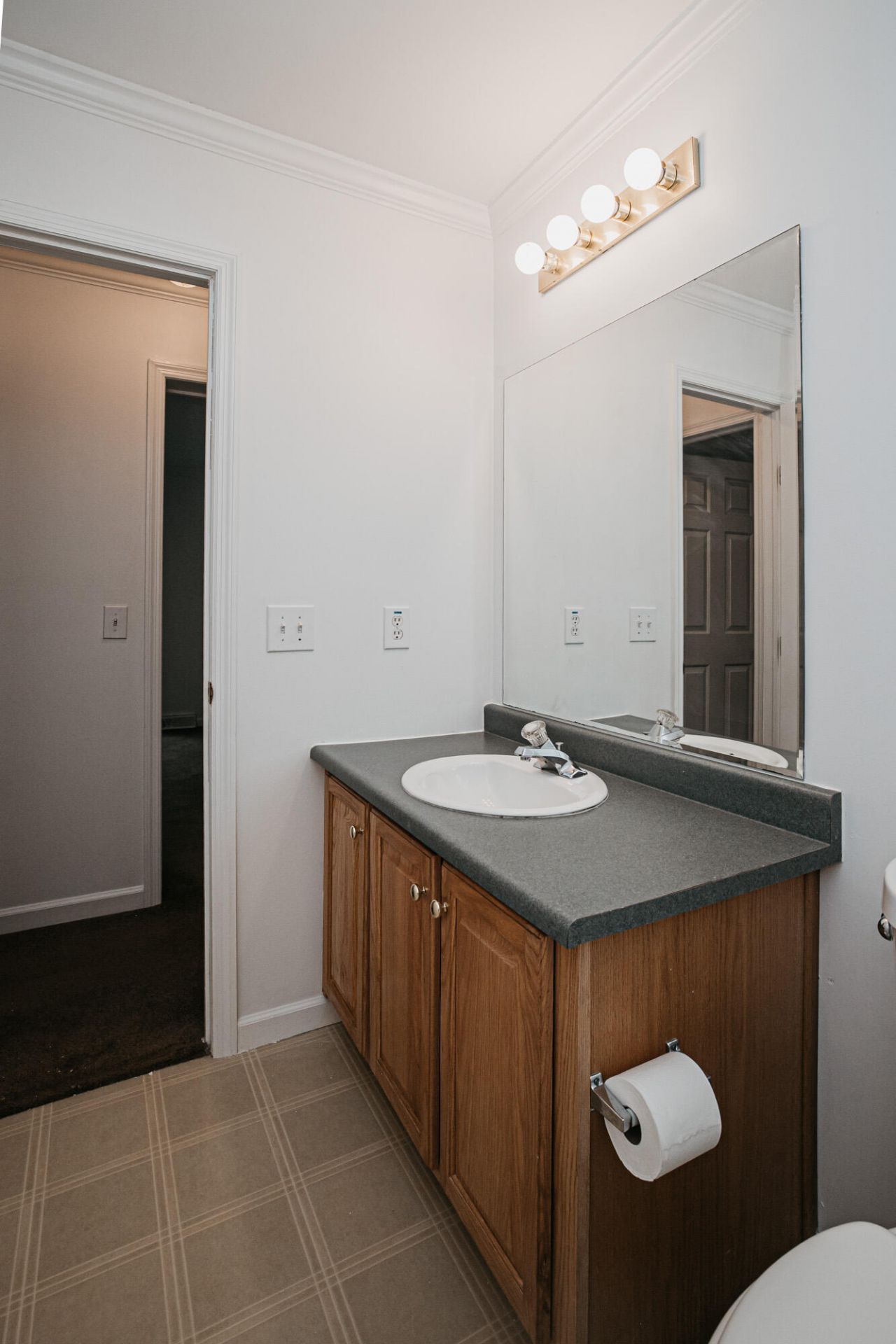5823 Drayton Street Photo 26