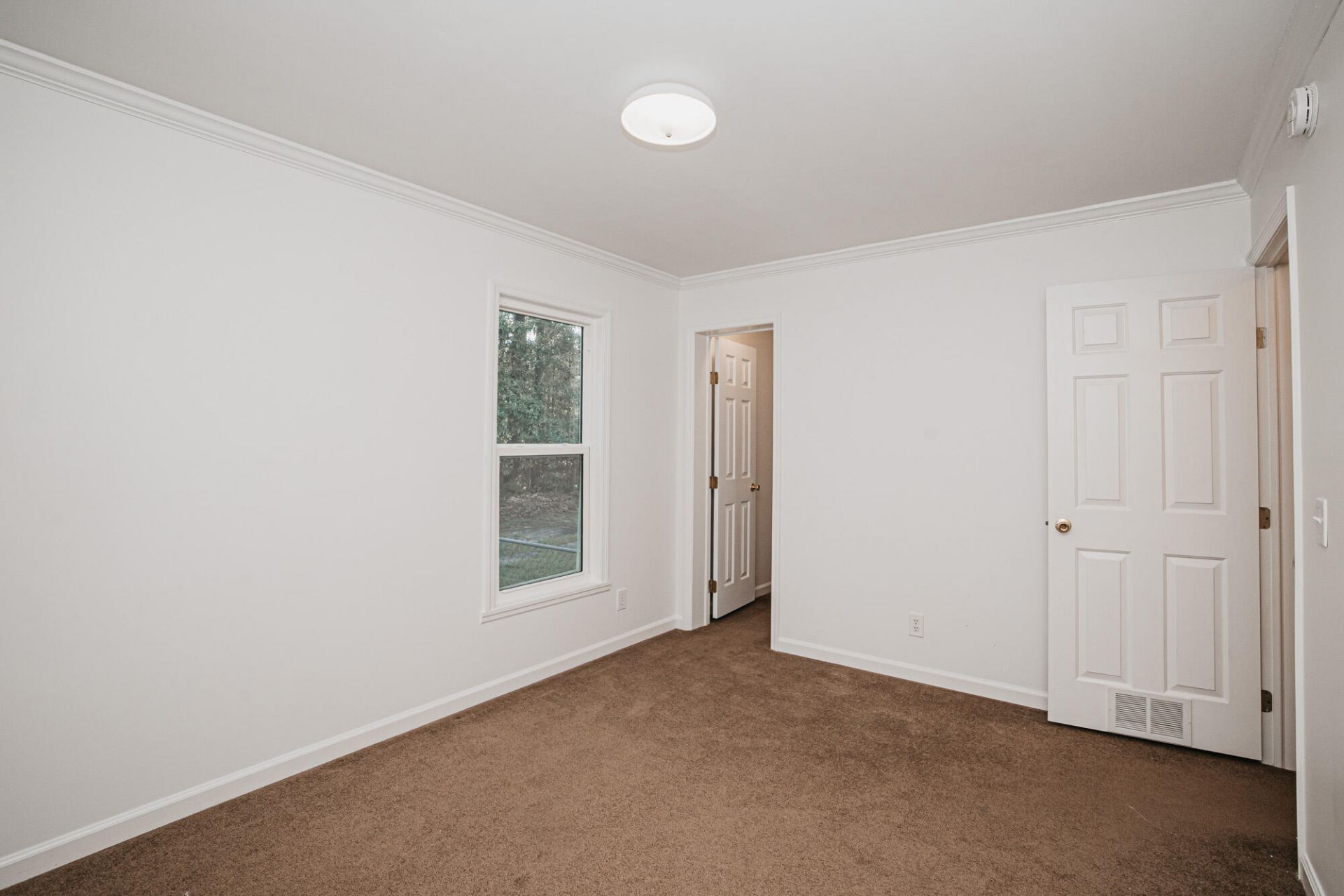 5823 Drayton Street Photo 29