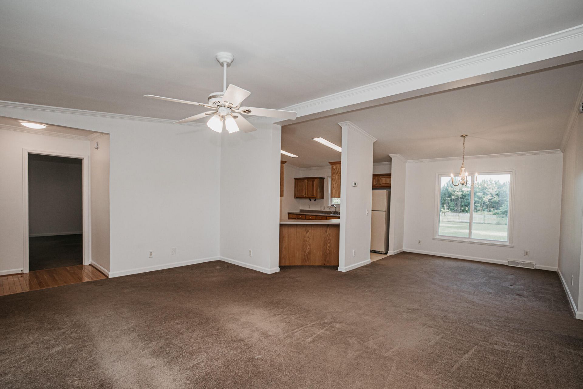 5823 Drayton Street Photo 6
