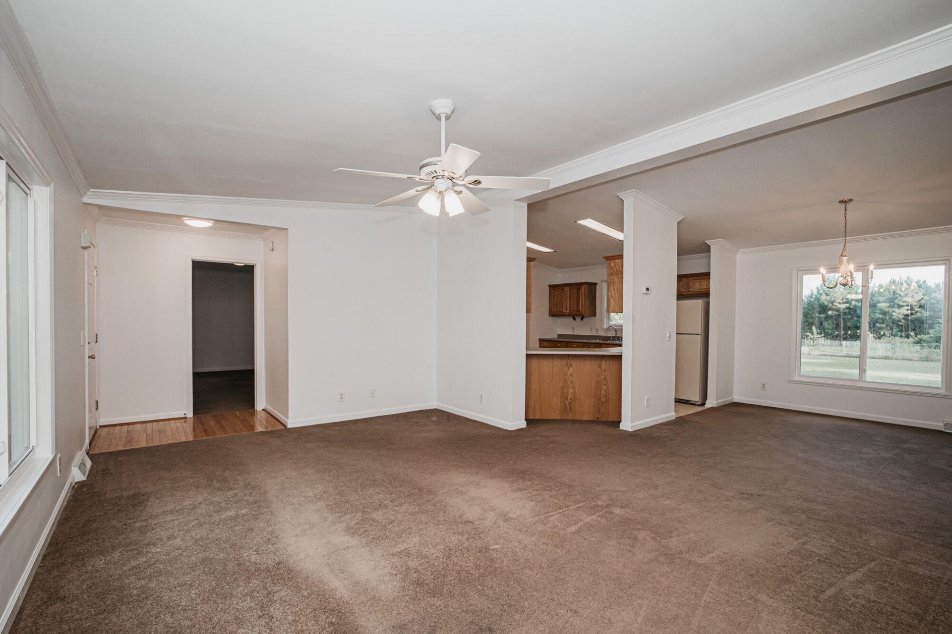 5823 Drayton Street Photo 7