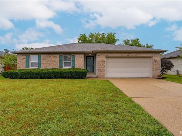 6021 Yosemite Drive, Newburgh, IN 47630