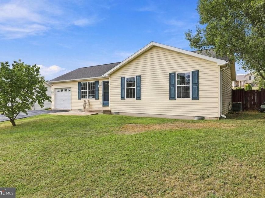 27 Swaying Pine Court , Bunker Hill, WV 25413 Main Photo