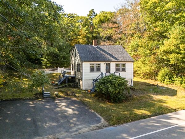 247 Ocean Point Road, Boothbay Harbor, ME 04538