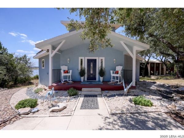 3811 POTTERS CREEK RD, Canyon Lake, TX 78133