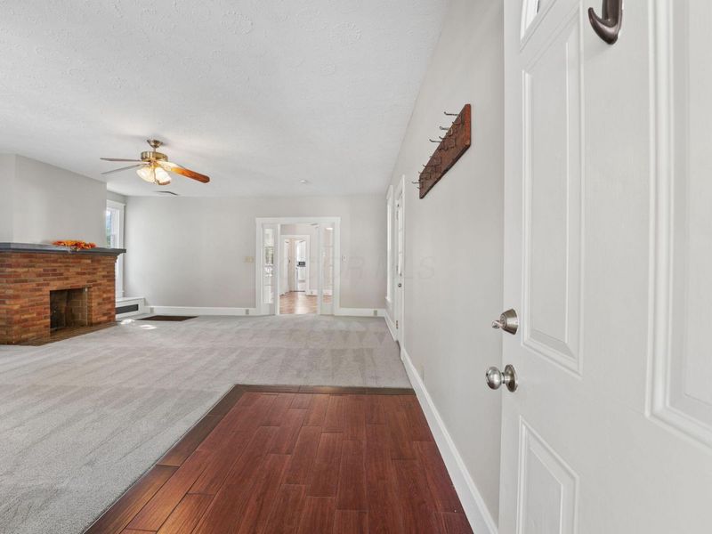 313 N Main Street, Sugar Grove, OH 43155 Photo 4