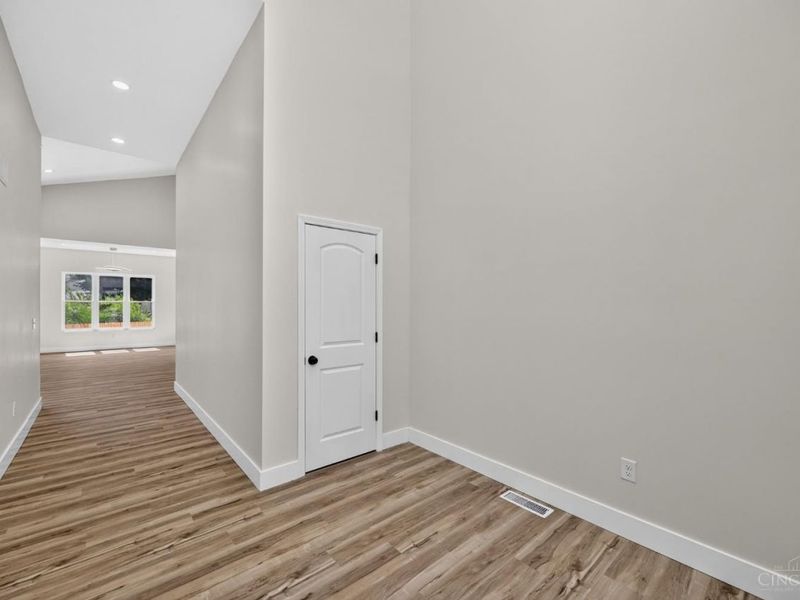 8391 Dimmick Road, West Chester, OH 45241 Photo 4