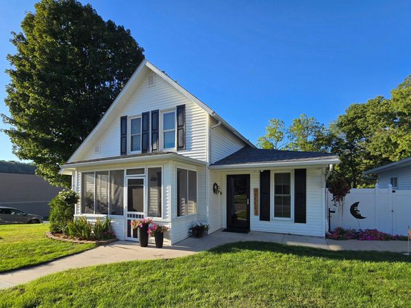 300 Kirkwood Street E, Lanesboro, MN 55949