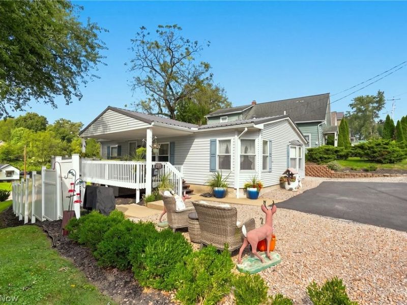 1359 Sharon Avenue, Zanesville, OH 43701 Photo 1