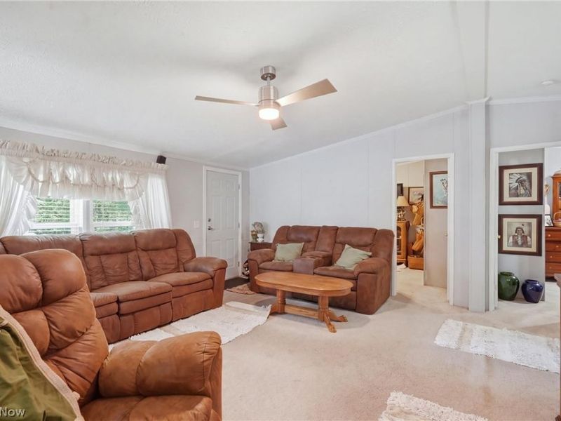 1359 Sharon Avenue, Zanesville, OH 43701 Photo 4