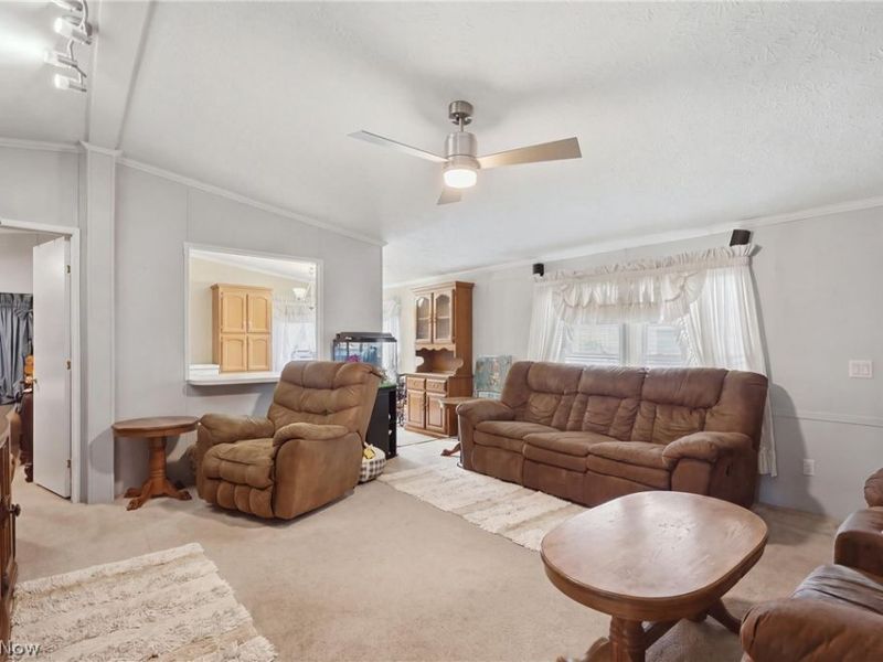 1359 Sharon Avenue, Zanesville, OH 43701 Photo 5