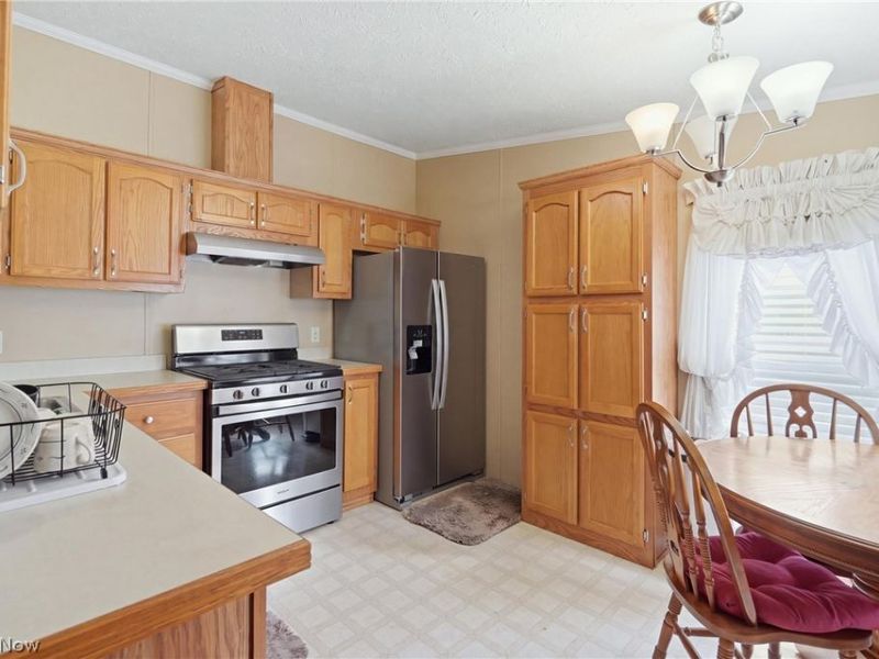 1359 Sharon Avenue, Zanesville, OH 43701 Photo 6