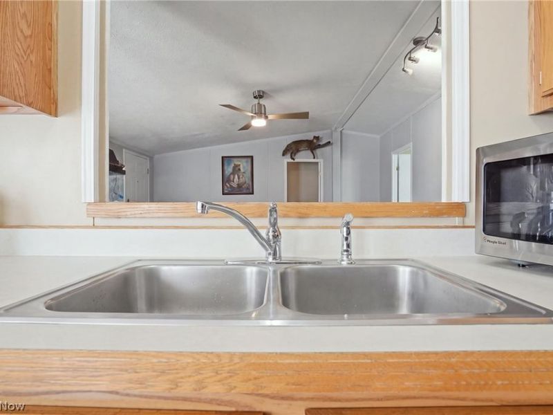 1359 Sharon Avenue, Zanesville, OH 43701 Photo 9