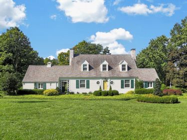 1360 Gambier Road , Mount Vernon, OH 43050