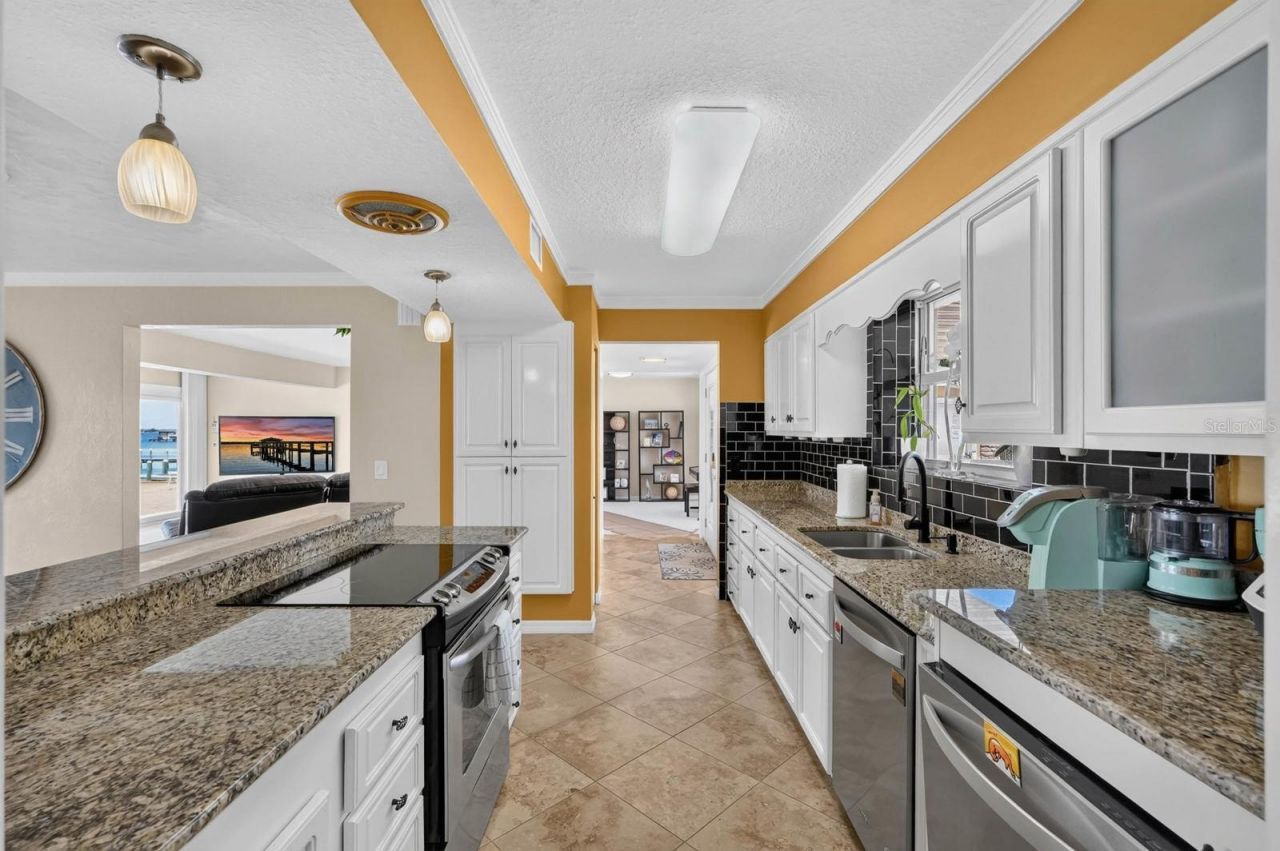 14 Granville Circle, Daytona Beach, FL 32118 Photo