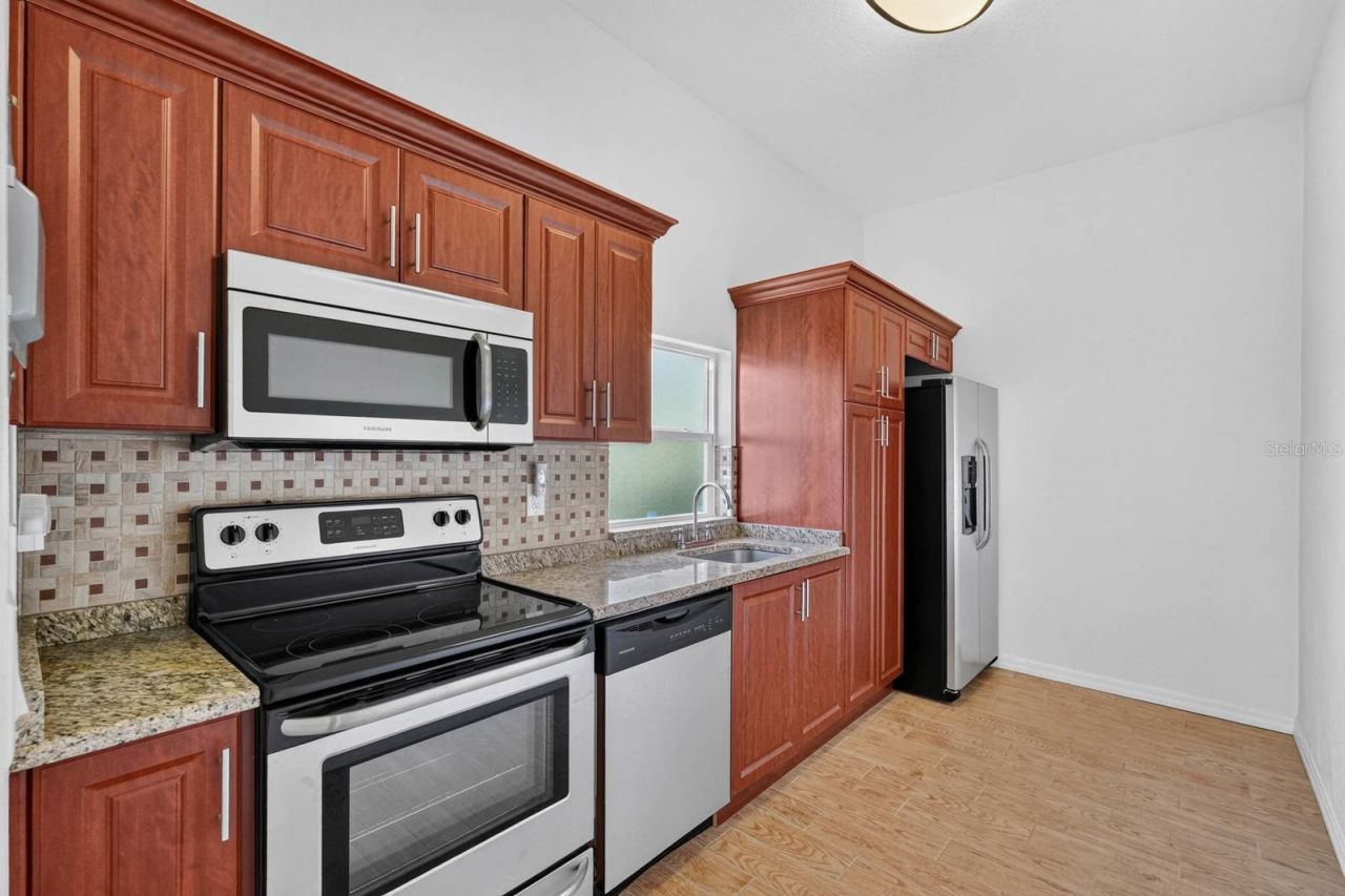 14 Granville Circle, Daytona Beach, FL 32118 Photo