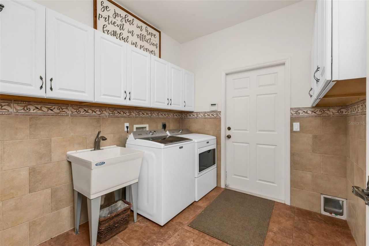 3605 Tropicaire Boulevard, North Port, FL 34286 Photo