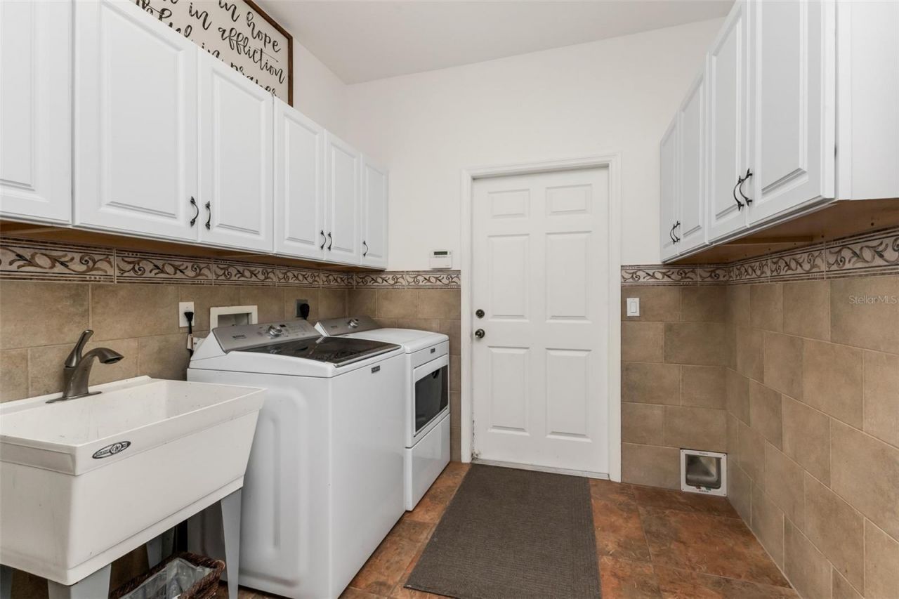 3605 Tropicaire Boulevard, North Port, FL 34286 Photo