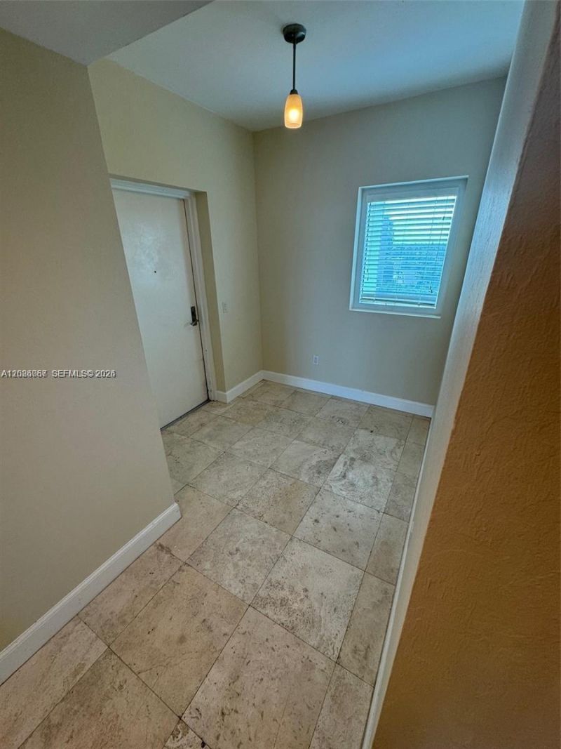15051 Royal Oaks Ln, Unit 701, North Miami, FL 33181 Photo