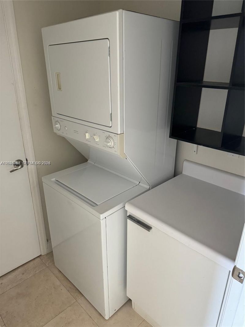 15051 Royal Oaks Ln, Unit 701, North Miami, FL 33181 Photo