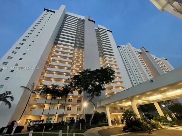 15051 Royal Oaks Ln, Unit 701, North Miami, FL 33181 Photo