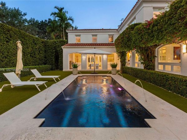 1261 N Greenway Dr, Coral Gables, FL 33134