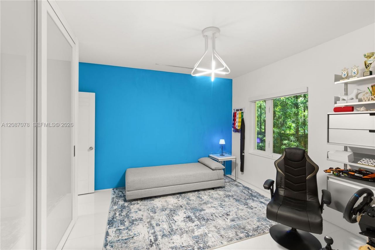 1261 N Greenway Dr, Coral Gables, FL 33134 Photo