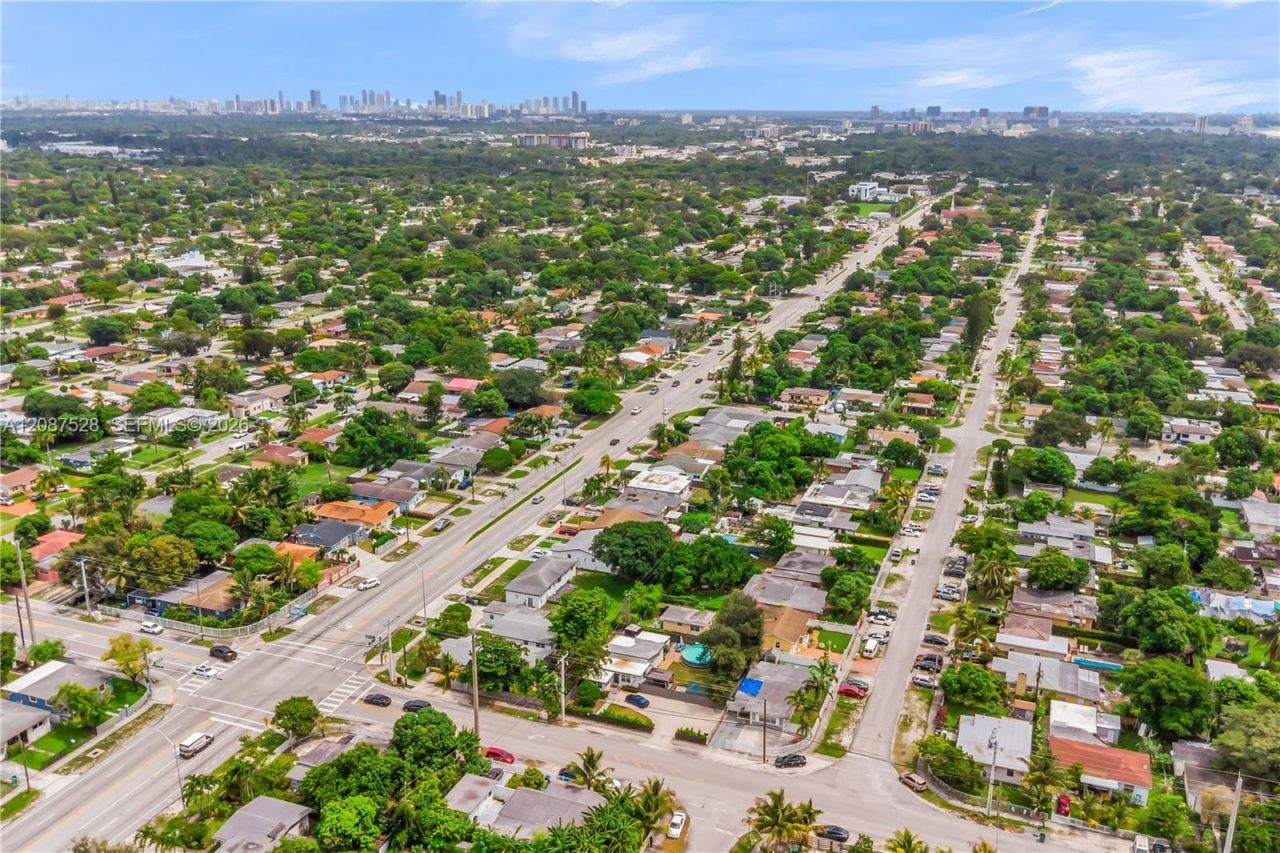 11831 NW 5th Ave, Miami, FL 33168 Photo