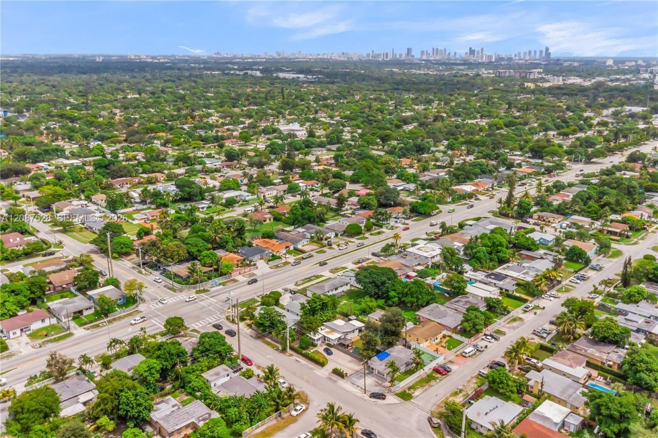 11831 NW 5th Ave, Miami, FL 33168 Photo