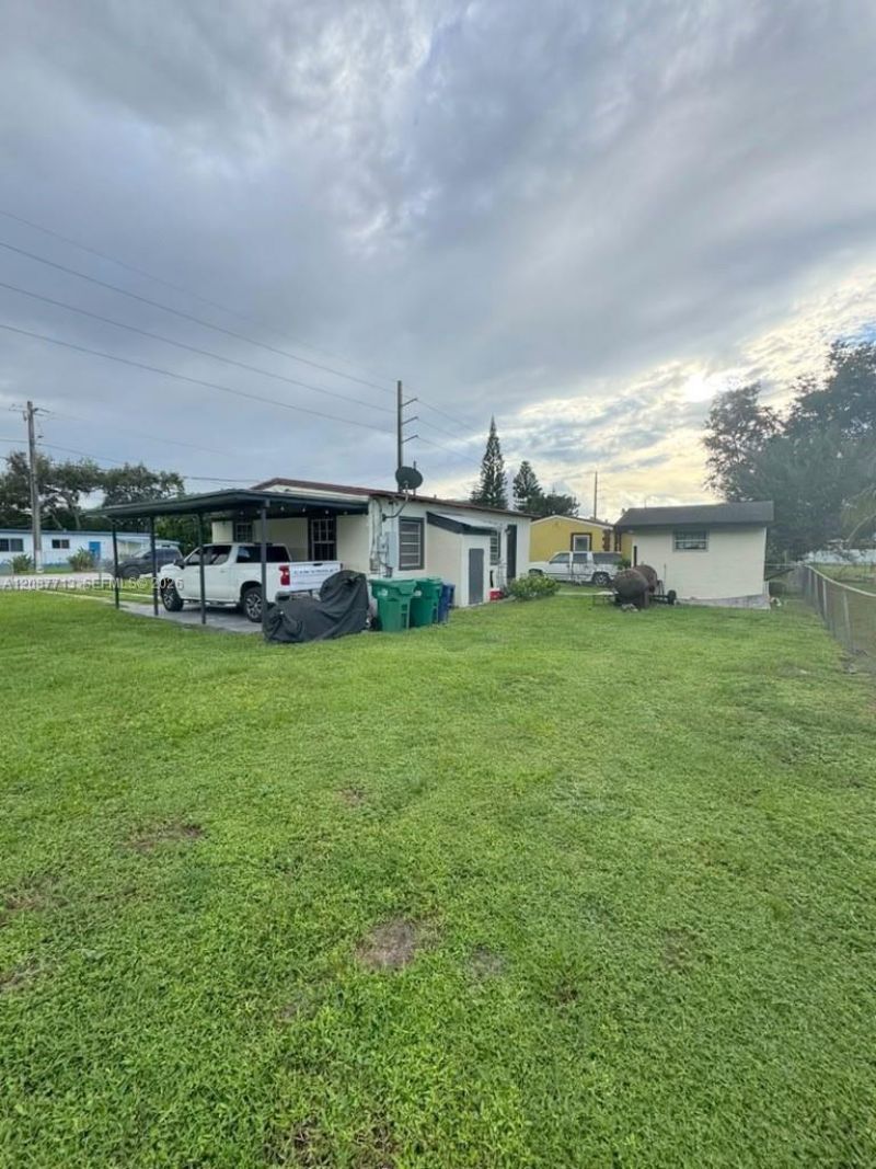 2101 NW 87th St, Miami, FL 33147 Photo