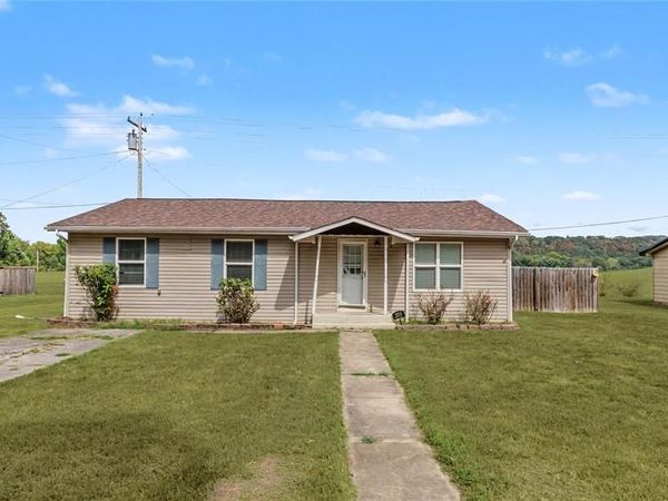 209 Dyer Street, Waynesville, MO 65583