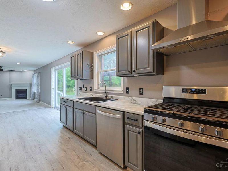 6233 Fay Court, Miami Township, OH 45140 Photo 23