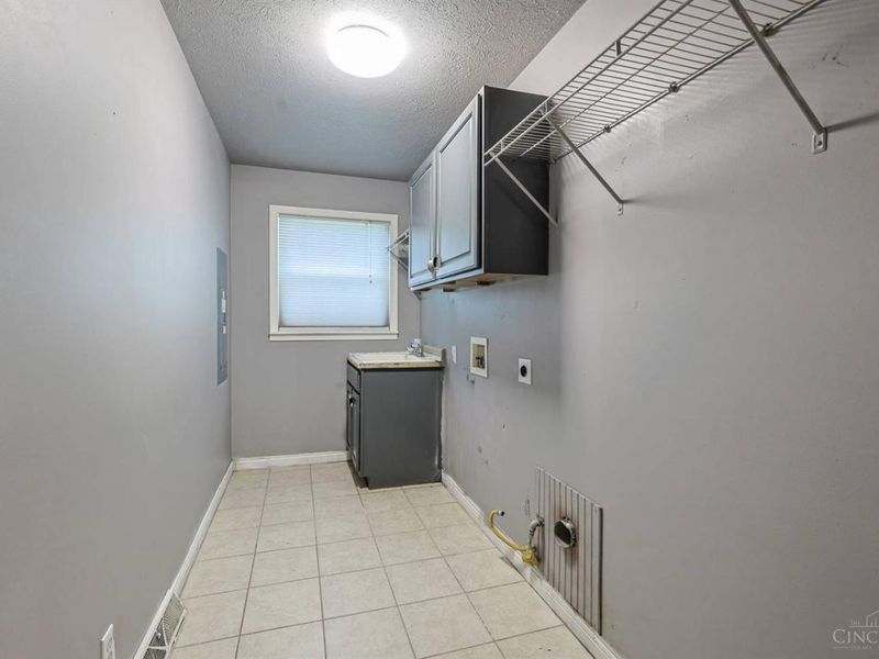 6233 Fay Court, Miami Township, OH 45140 Photo 27