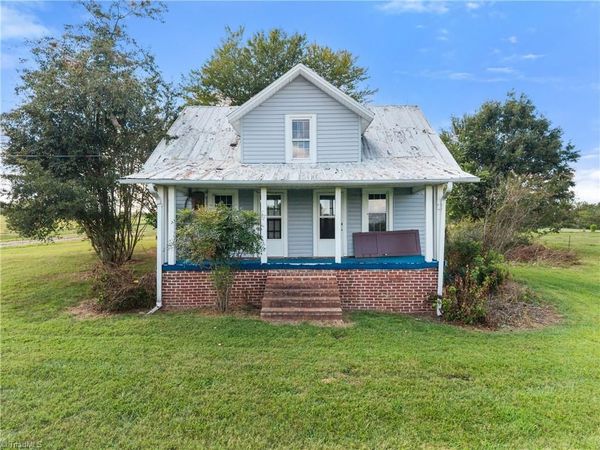 1151 Mountain View Church Road , Hamptonville, NC 27020