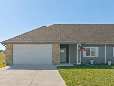 22957 CAYUSE Street, GLENWOOD, IA 51534