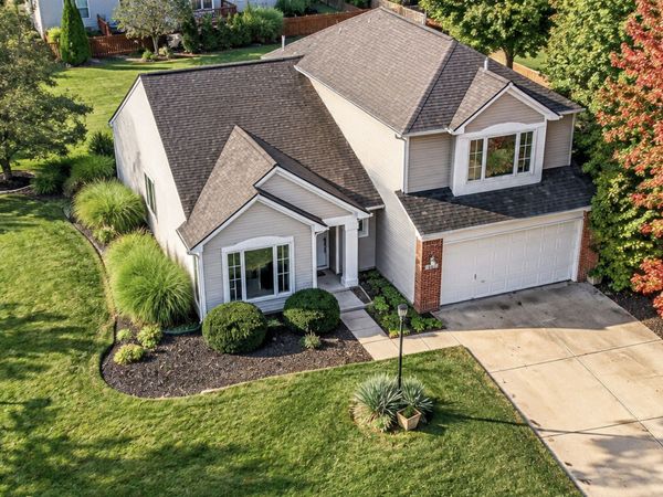 8921 Woodlark Drive, Fishers, IN 46038