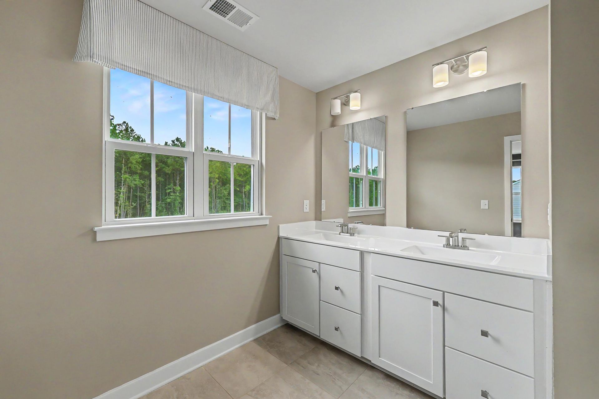 1018 Lacebark Drive Photo 34