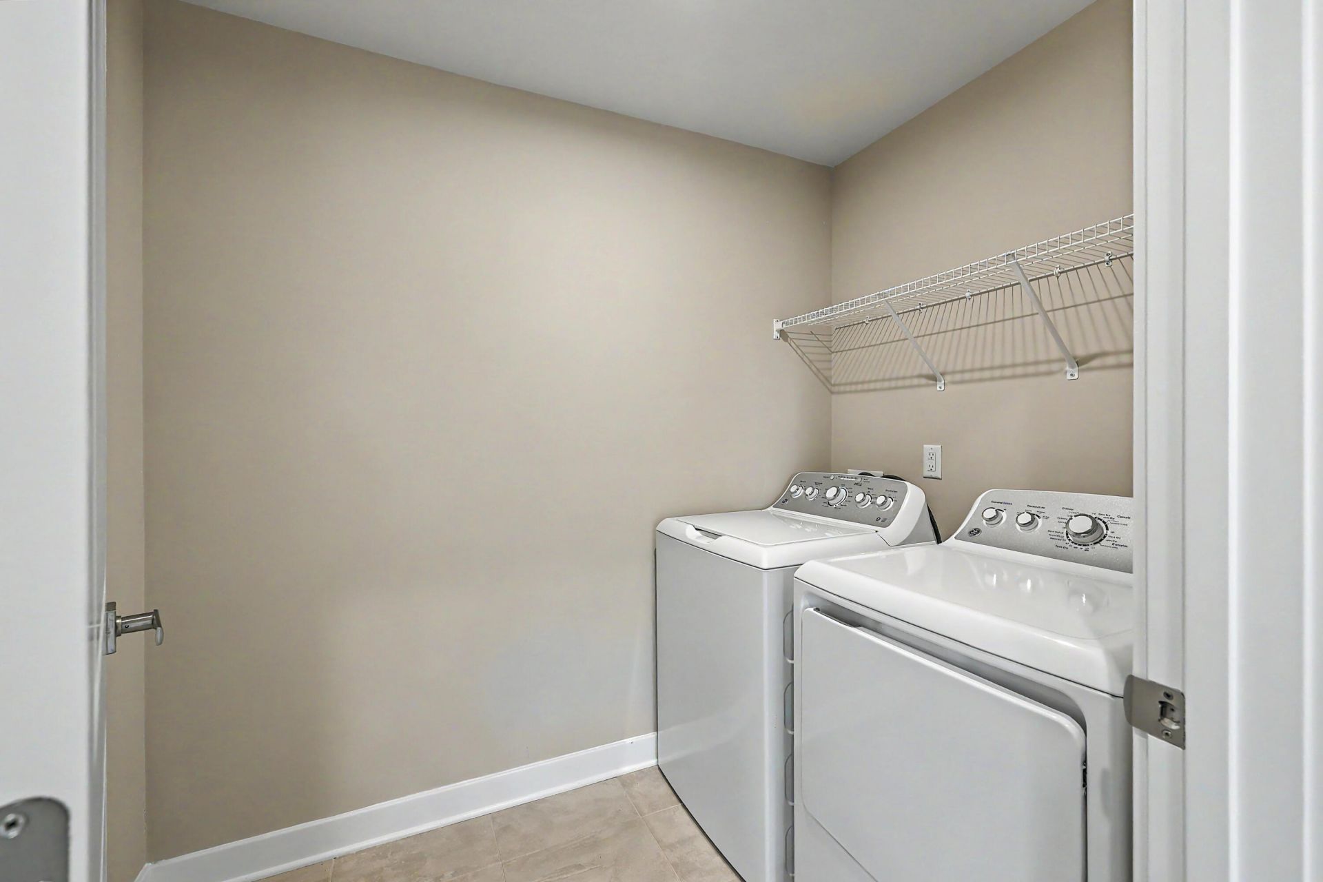 1018 Lacebark Drive Photo 45