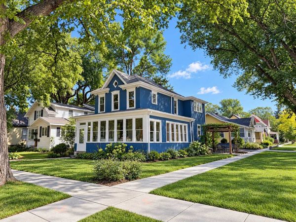 1024 8th Street S, Fargo, ND 58103