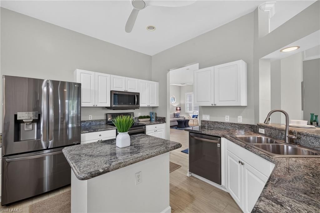 5015 Marina Cove Dr, Unit 203, Naples, FL 34112 Photo