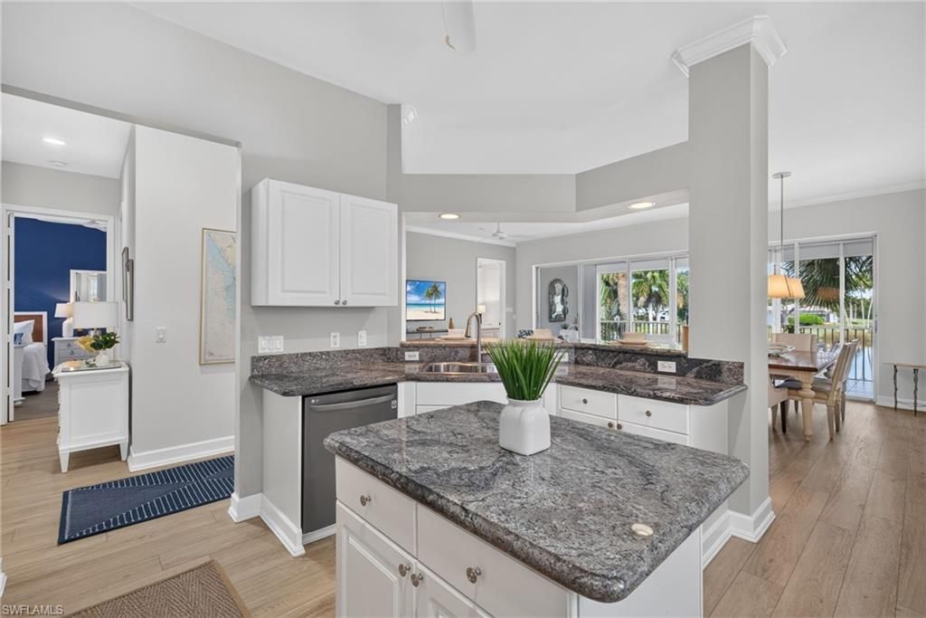 5015 Marina Cove Dr, Unit 203, Naples, FL 34112 Photo