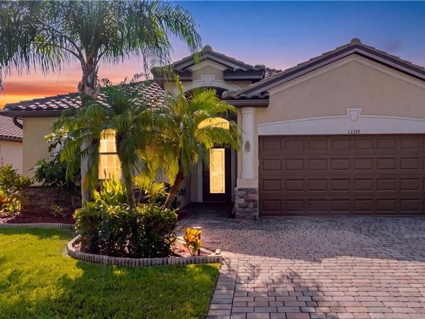 11318 Red Bluff LN, FORT MYERS, FL 33912