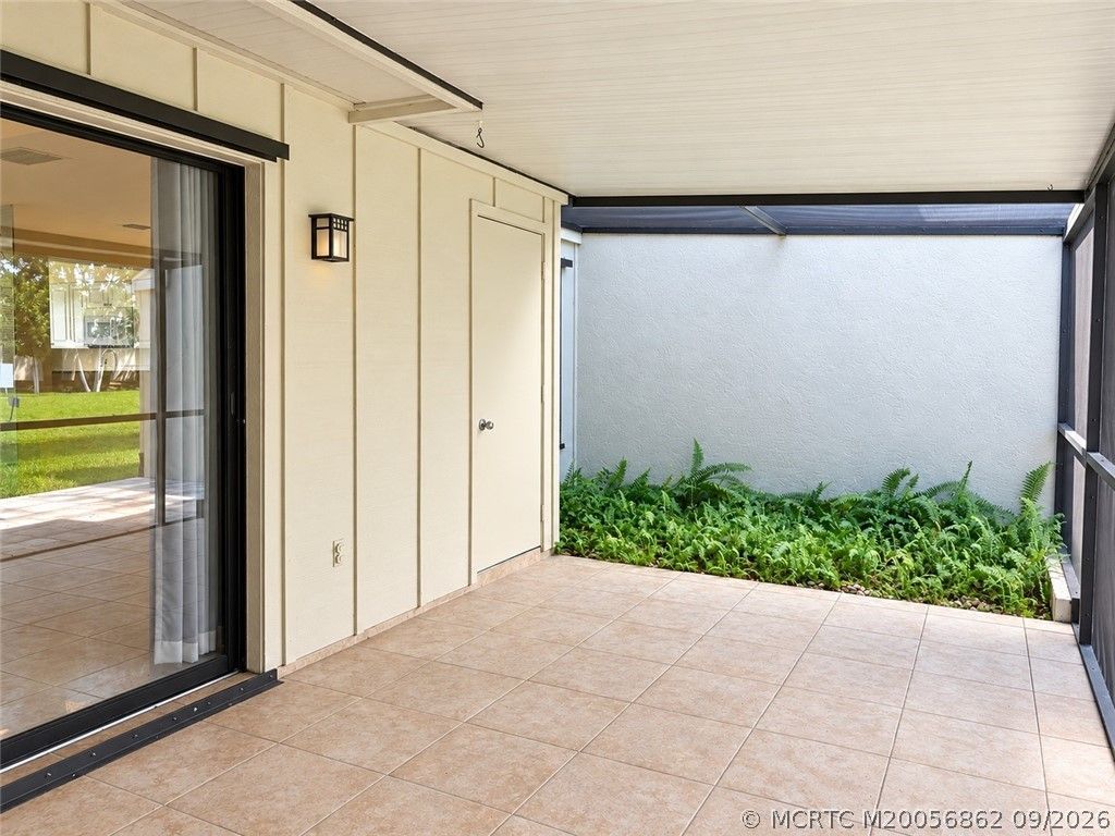 1697 SW Crossing Circle , Palm City, FL 34990 Photo