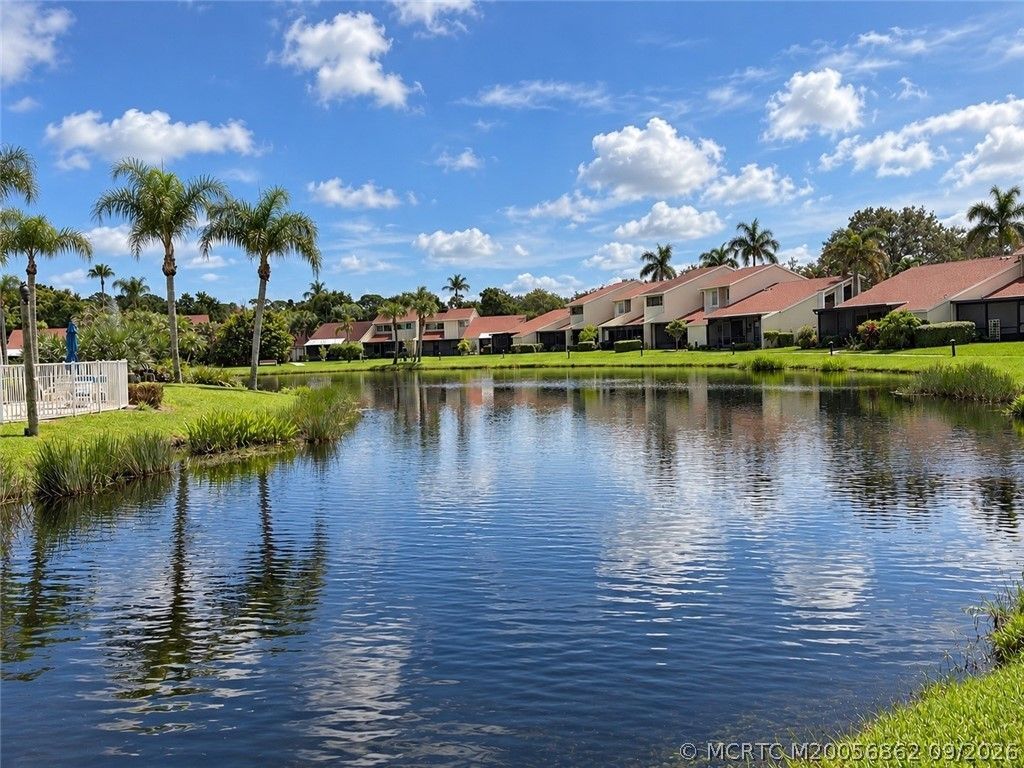 1697 SW Crossing Circle , Palm City, FL 34990 Photo