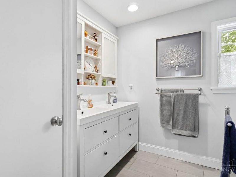 3837 Oak Street, Mariemont, OH 45227 Photo 30